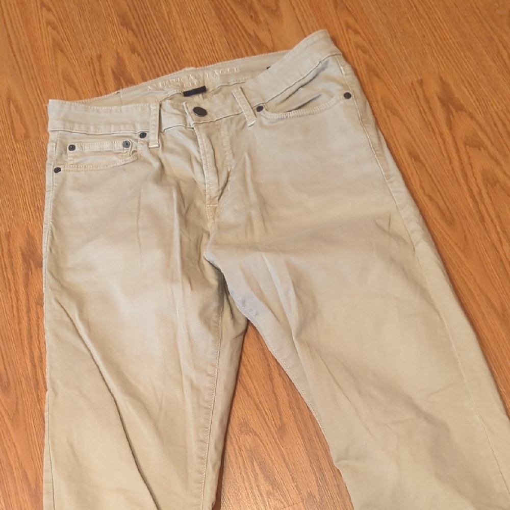American Eagle Outfitters Men's Slim Jeans in Light Tan